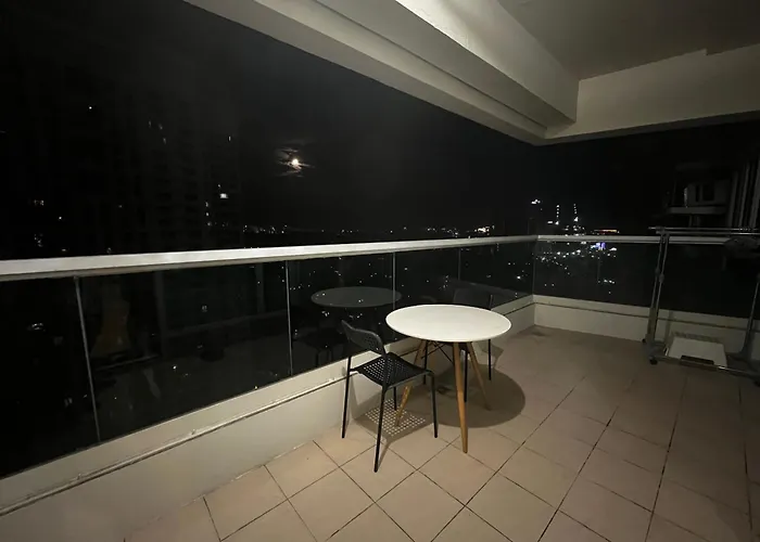Amorsolo Tower Makati * Manila