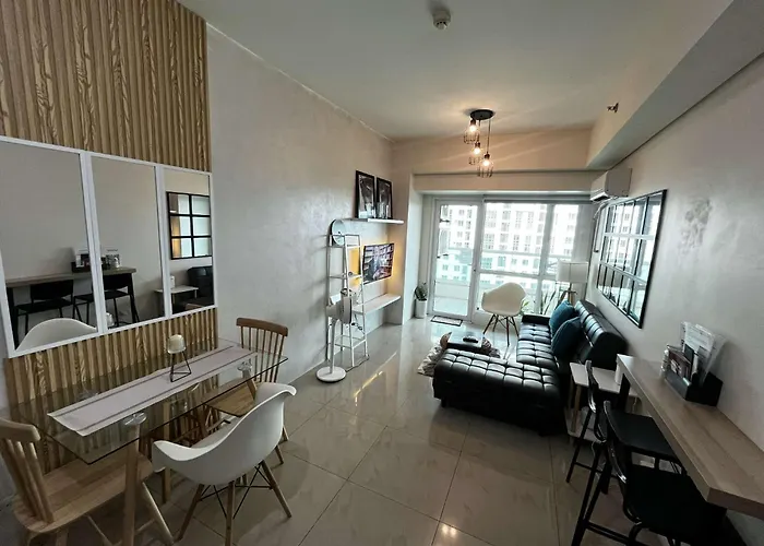Amorsolo Tower Makati